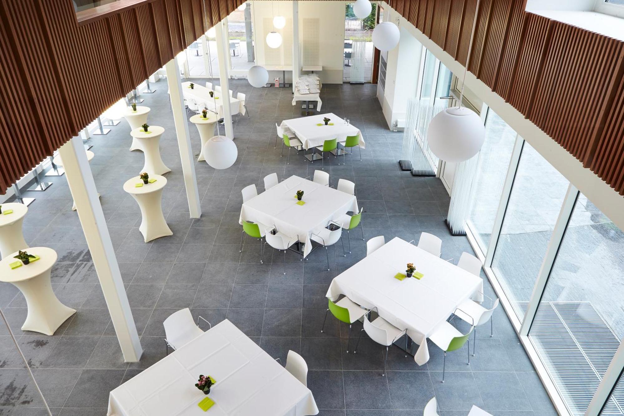 Hotel Middelpunt - Gratis Parking - Ontbijt Inbegrepen! Middelkerke Exterior foto