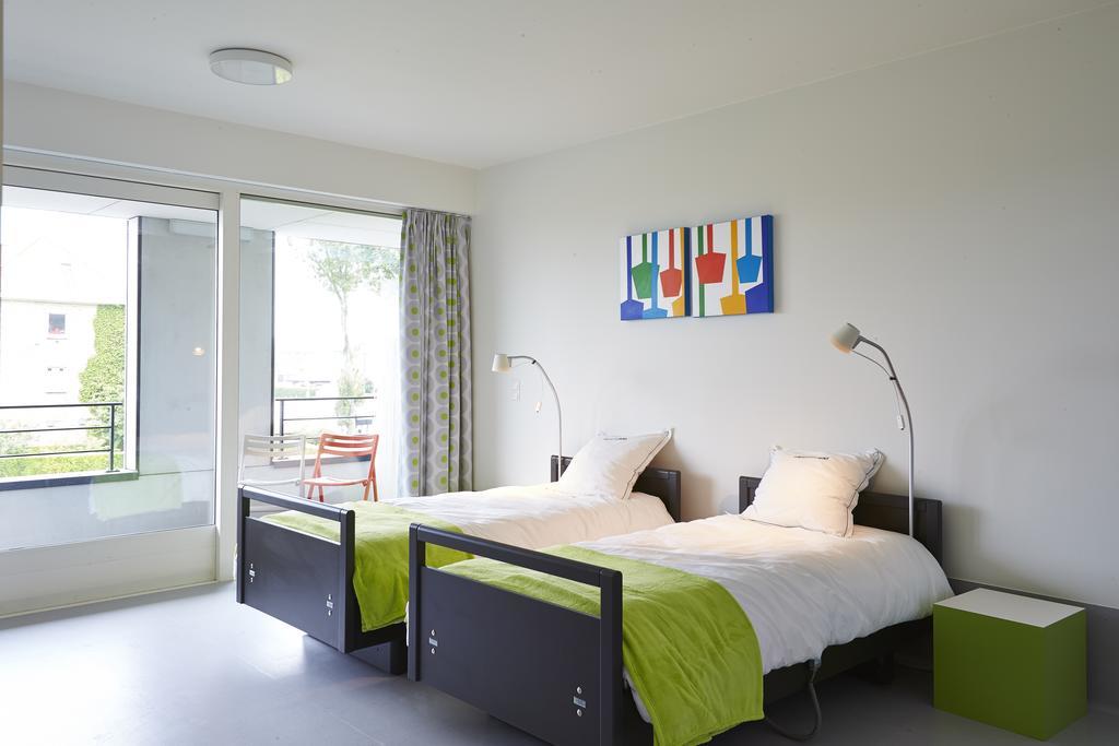 Hotel Middelpunt - Gratis Parking - Ontbijt Inbegrepen! Middelkerke Habitación foto