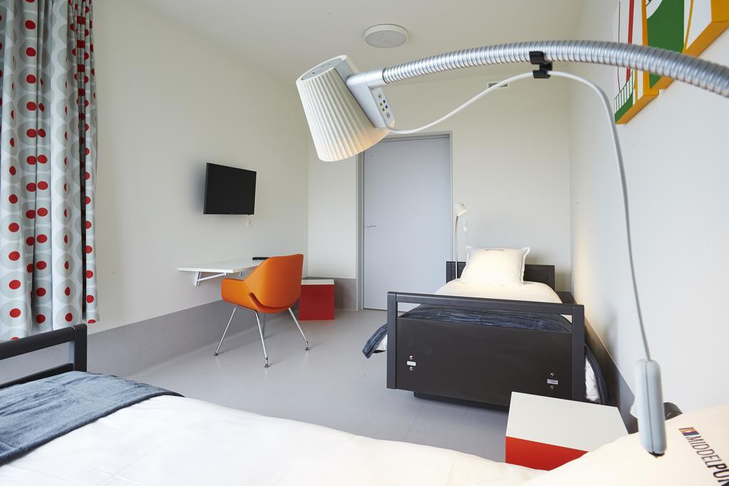 Hotel Middelpunt - Gratis Parking - Ontbijt Inbegrepen! Middelkerke Habitación foto